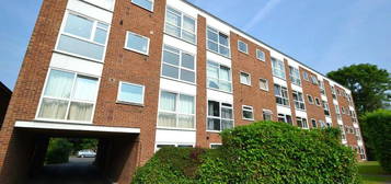 2 bedroom ground floor flat