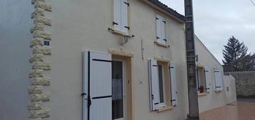 Maison Familiale 5 chambres SANS travaux à Marsais (17)