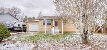 5409 Gunpowder St, Gillette, WY 82718