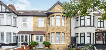 4 bedroom terraced house