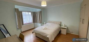 1 bedroom house share