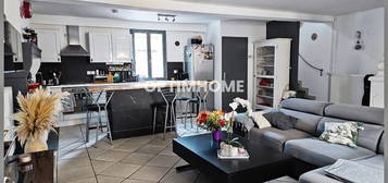 Maison de village  à vendre, 6 pièces, 4 chambres, 130 m²