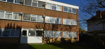 3 bed flat for sale