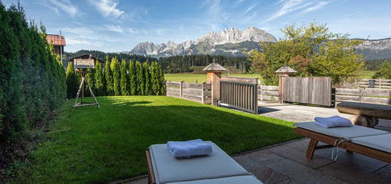 Exklusive Doppelhaushälfte mit beeindruckendem Bergpanorama