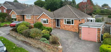 Bungalow for sale in Southfield Drive, Hazlemere, High Wycombe HP15