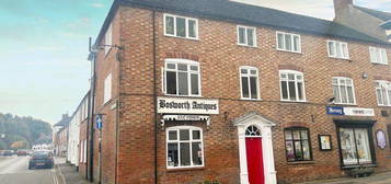 Flat to rent in Park Street, Market Bosworth, Nuneaton, Leicestershire CV13