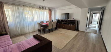 Apartament 4 camere, decomandat, 120mp, Siloz, Zona McDonalds