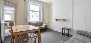 4 bedroom terraced house