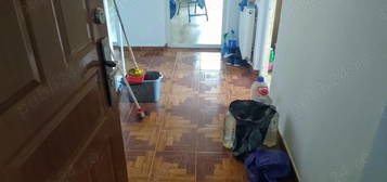 Apartament 2 cam. decomandat + casuta 3 cam bca linga bloc