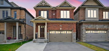 80 Gloria St, Kitchener, ON N2R 0R3
