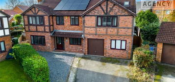 5 bedroom detached house for sale