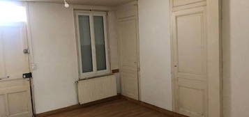 Maison 2 étages  à vendre, 4 pièces, 3 chambres, 68 m²