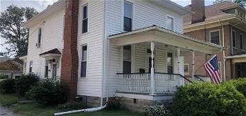 69 W High St, Mount Gilead, OH 43338