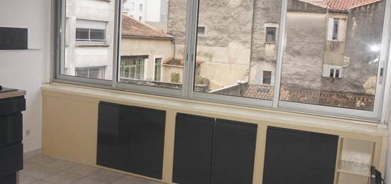 Location appartement 1 pièce 24 m²