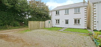 5 bed detached house for sale