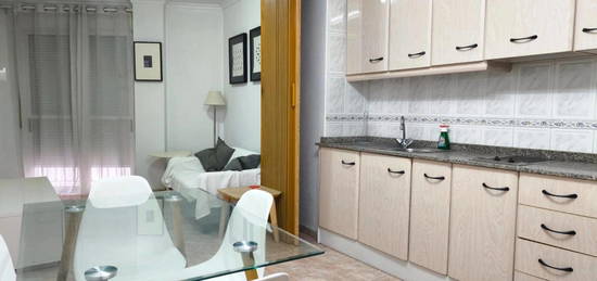 Apartamento de alquiler en San Andrés - San Antolín