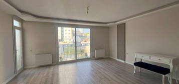 TARSUS EHTLER TEPES MAH. 140m2 3+1 CADDE ST KRALIK DARE