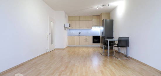 Byt 2+kk, 51 m², Sluneční náměstí, Praha