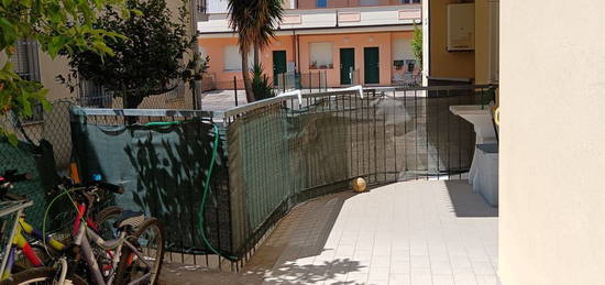 Quadrilocale in vendita in via degli Oleandri, 18