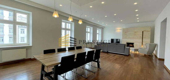 Luksusowy apartament w prestiżowej kamienicy.