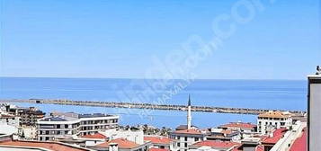 Remax Alya'dan Deniz manzaralı eşyalı 1+1