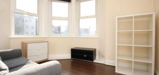 2 bed flat to rent