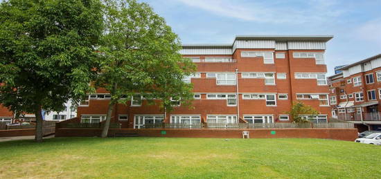 Property to rent in Shepherds Gardens, Edgbaston, Birmingham B15