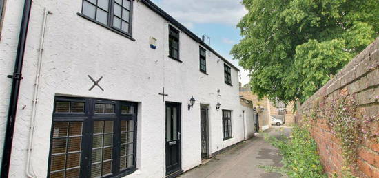 2 bedroom terraced house