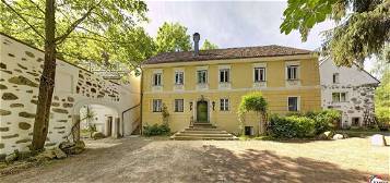 Wohnung in idyllischer Lage - Historisches Herrenhaus