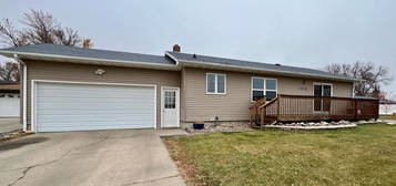 1410 10th St SW, Valley City, ND 58072