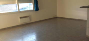 Location appartement 2 pièces 74 m²