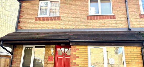 Terraced house to rent in Maryland Street, London E15