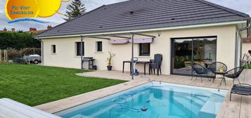 Maison plain pied, 95.6m², 3 chambres, piscine