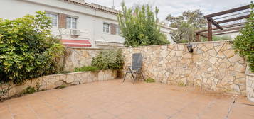 Casa adosada en venta en Carrer Joan Fuster, Tres Torres