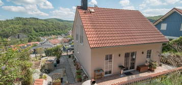 Freistehendes Einfamilienhaus in ruhiger Lage von Schmitten mit Panoramablick - Provisionsfrei!