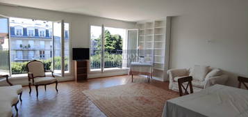 Appartement  à vendre, 2 pièces, 1 chambre, 66 m²