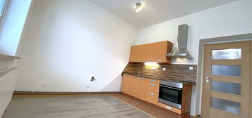 Pronájem bytu 3+kk 80 m²