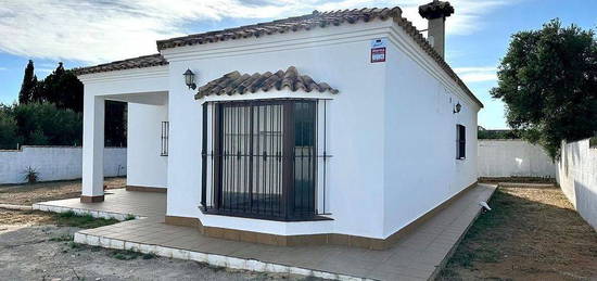 Chalet en Pinar de los Franceses - Marquesado, Chiclana de la Frontera