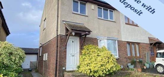 3 bedroom semi-detached house to rent