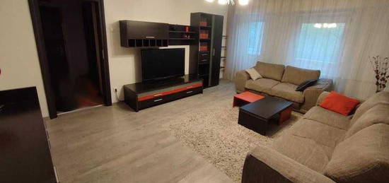 Inchiriere apartament 3 camere zona Lujerului