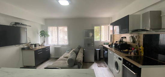 Appartement  à vendre, 5 pièces, 4 chambres, 108 m²