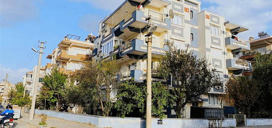 KENT GAYRİMENKUL'DEN 3+1 ARA KAT DOĞALGAZLI KÖŞE SATILIK DAİRE