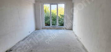 ÇELİK İNŞAATEMLAK REŞADİYE MAH. 1. KAT 2+1 90m2 SIFIR