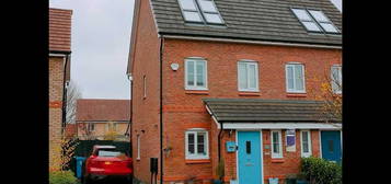 3 bed semi-detached house for sale