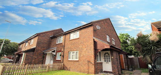 1 bed semi-detached house for sale