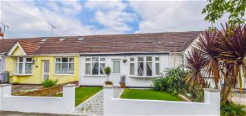 Bungalow for sale in Cricketfield Grove, Leigh-On-Sea SS9