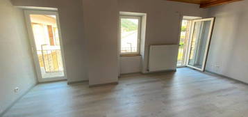 Loue appartement T3 de 80m²