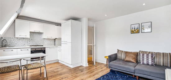 Flat for sale in Louvaine Road, London SW11