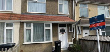 4 bedroom terraced house