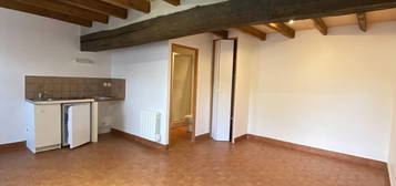 Location appartement 1 pièce 27 m²